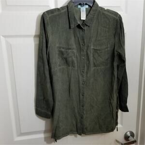 She and Sky moss green lace up side‎ shirt size medium